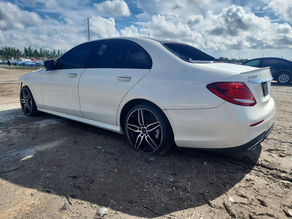 Photo 2 from auction – 2020 MERCEDES-BENZ E with VIN WDDZF8DB2LA700784