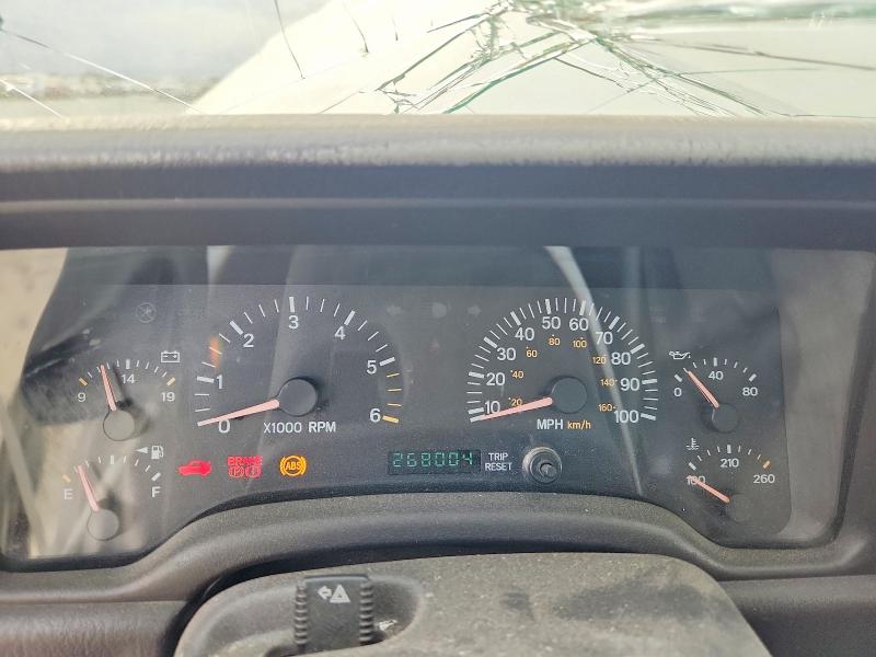 Photo 9 from auction – 2001 JEEP CHEROKEE with VIN 1J4FF48SX1L585427