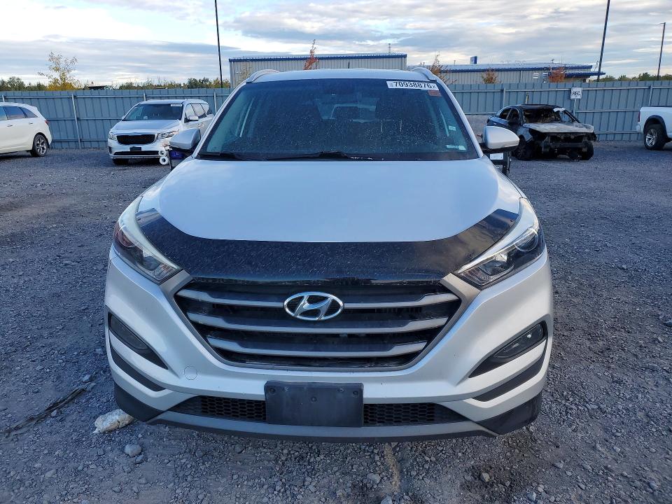 Photo 5 from auction – 2016 HYUNDAI TUCSON with VIN KM8J3CA23GU066926