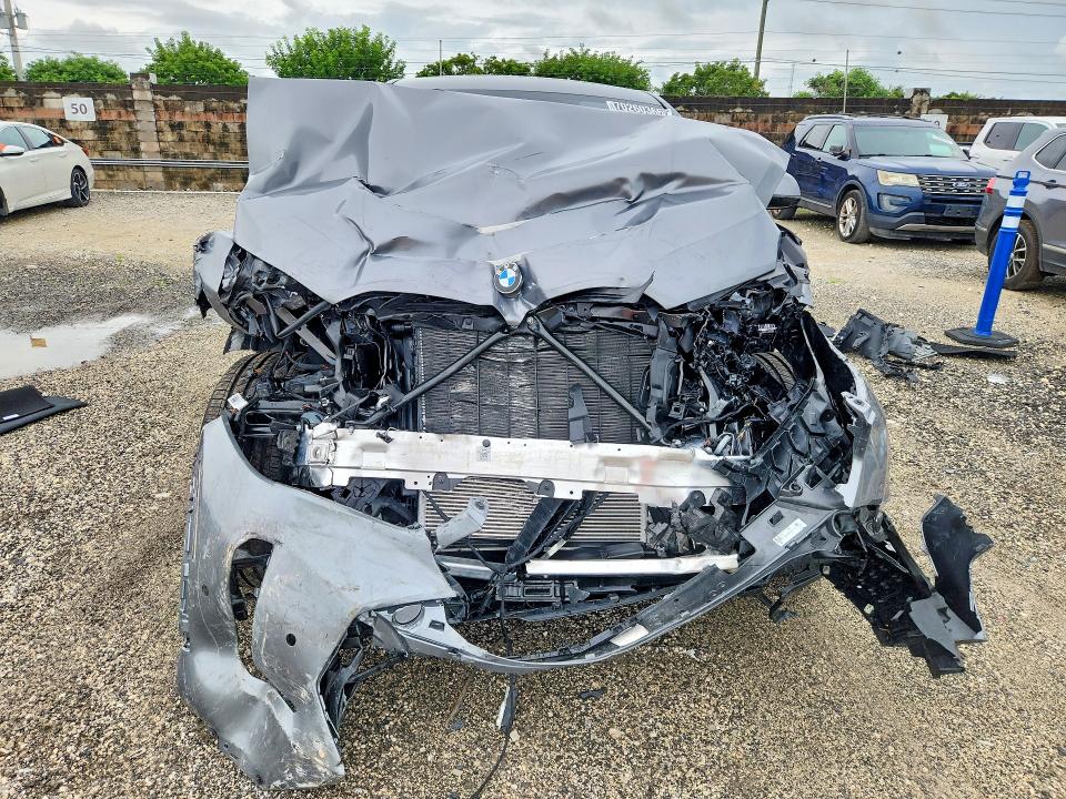 صورة رقم 5 من المزاد - 2027 BMW X6 مع VIN 5UX33EX01V9523553