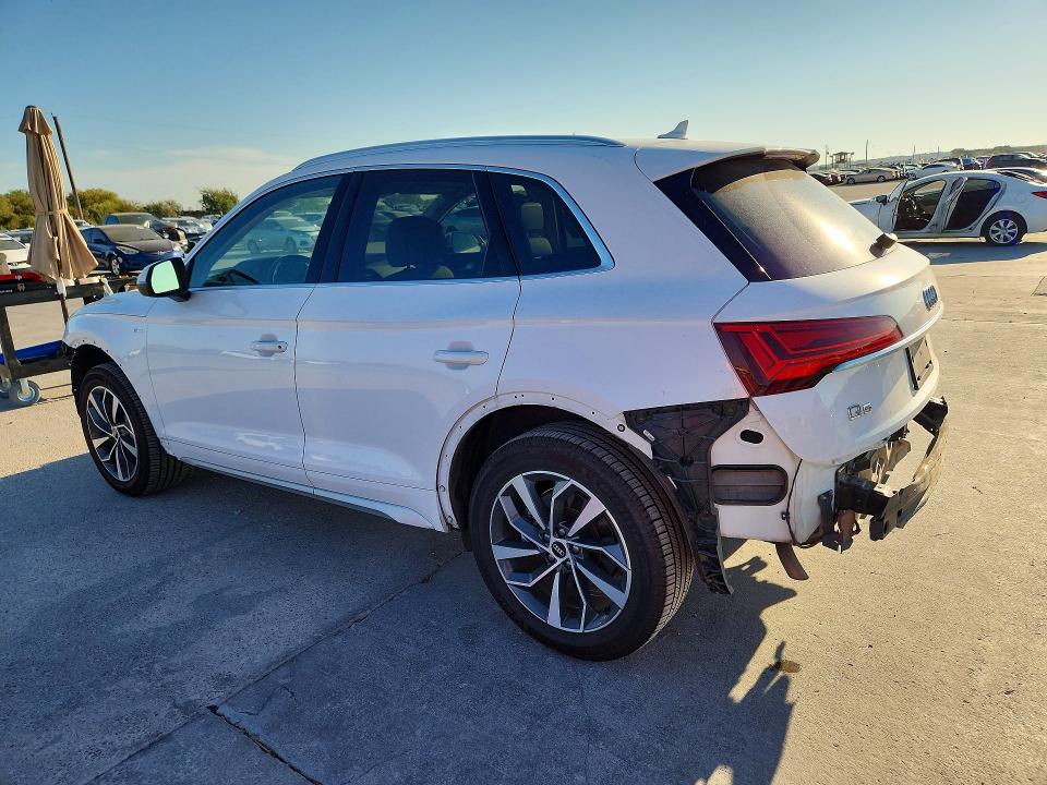 Photo 2 from auction – 2023 AUDI Q5 with VIN WA1EAAFY0P2058110
