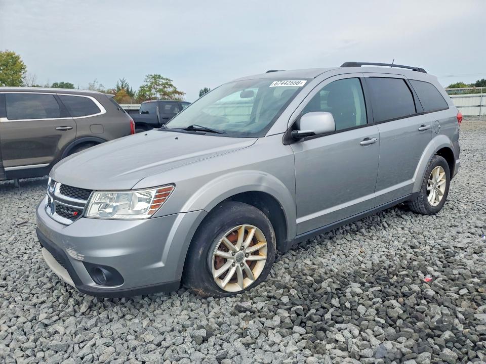 DODGE JOURNEY 2017 with VIN 3C4PDDBGXHT577783 - Photo from auction