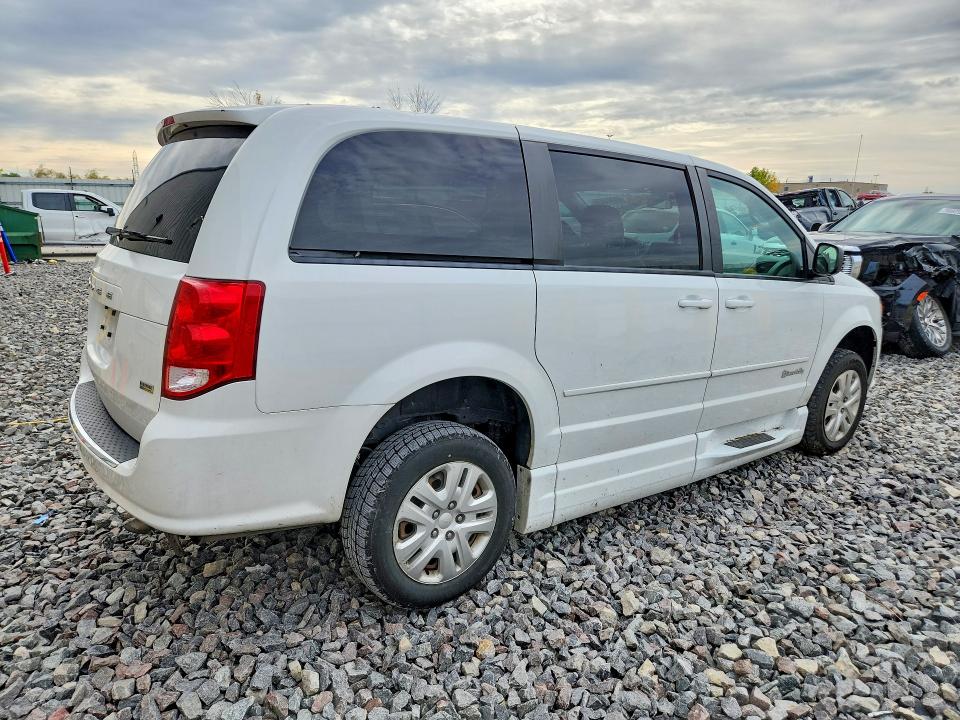 Снимка 3 от търг – 2017 DODGE GRAND CARAVAN с VIN 2C7WDGBGXHR802237