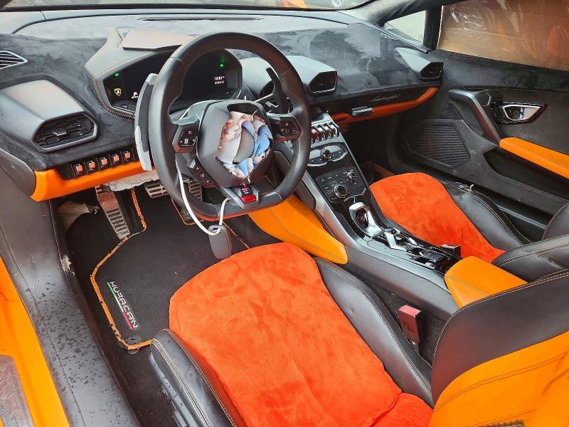 Photo 8 from auction – 2017 LAMBORGHINI HURACAN with VIN ZHWUR2ZF2HLA07627