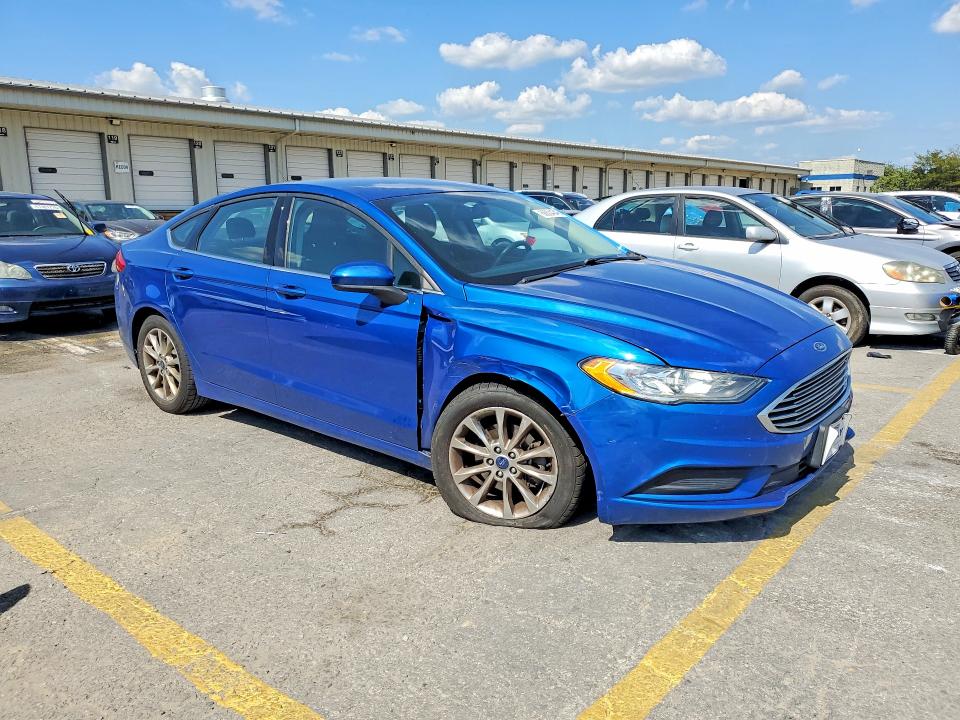 Photo 4 from auction – 2017 FORD FUSION with VIN 3FA6P0H73HR253645