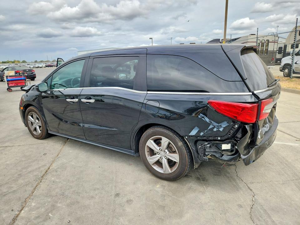 Снимка 2 от търг – 2020 HONDA ODYSSEY с VIN 5FNRL6H72LB028228