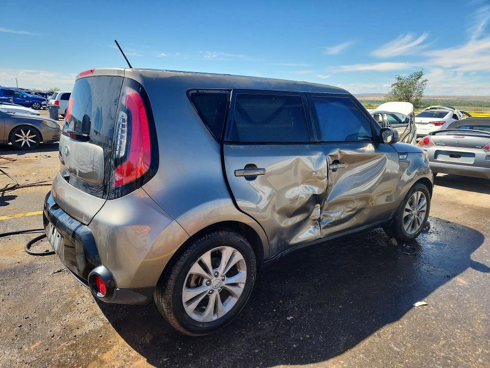 Фото 3 с аукциона – 2016 KIA SOUL с VIN KNDJP3A54G7305871