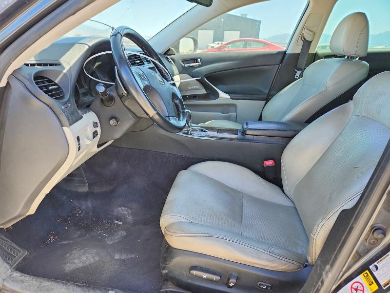 Photo 7 from auction – 2009 LEXUS IS with VIN JTHCK262092030322