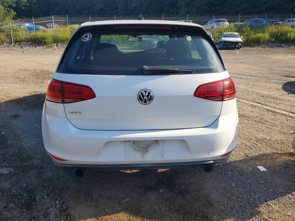 Снимка 6 от търг – 2015 VOLKSWAGEN GTI с VIN 3VW4T7AU5FM001442