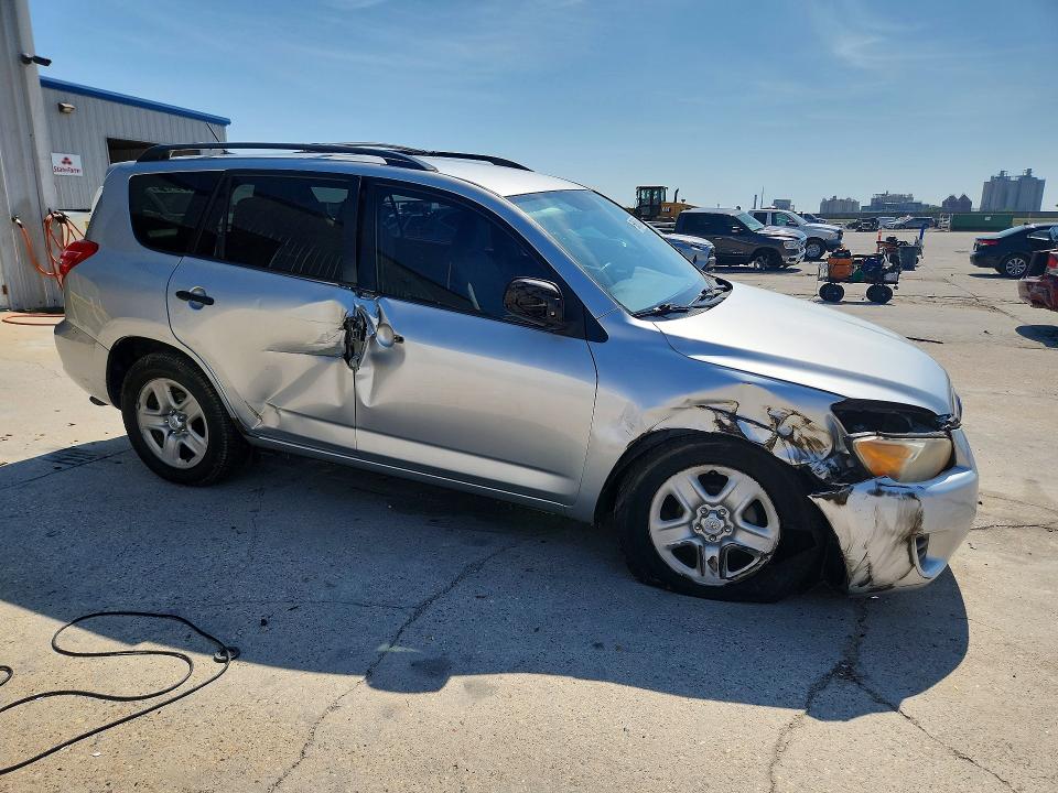 Снимка 4 от търг – 2012 TOYOTA RAV4 с VIN 2T3BF4DV2CW182191