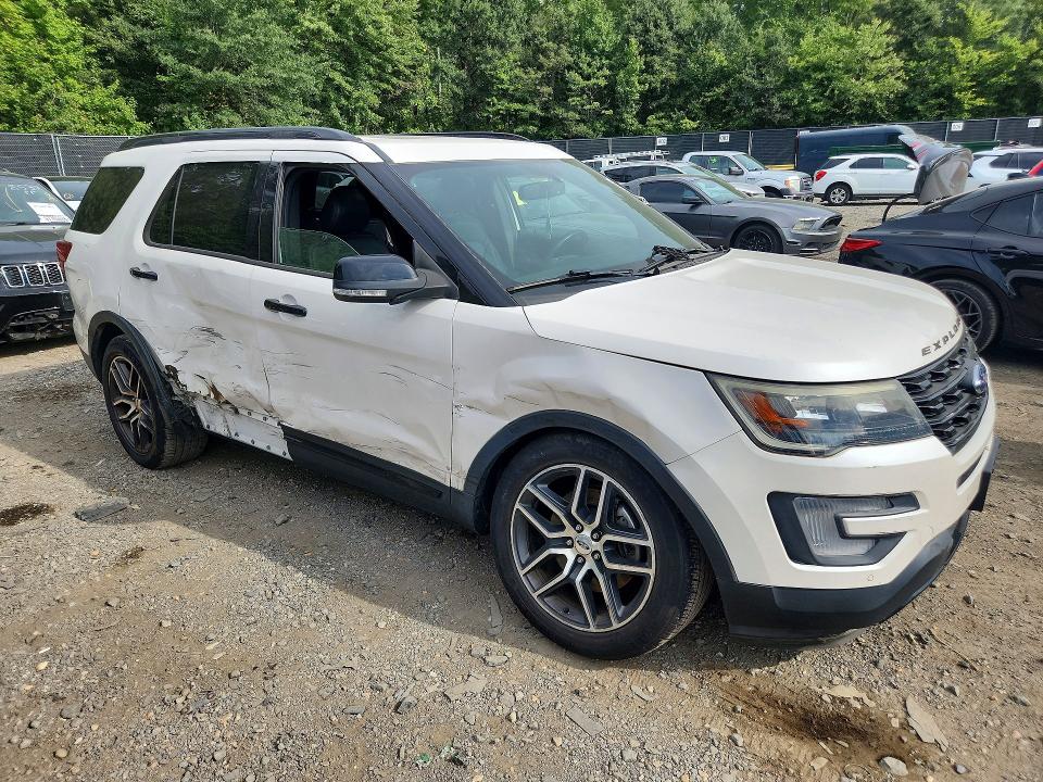 Снимка 4 от търг – 2017 FORD EXPLORER с VIN 1FM5K8GT7HGC52115