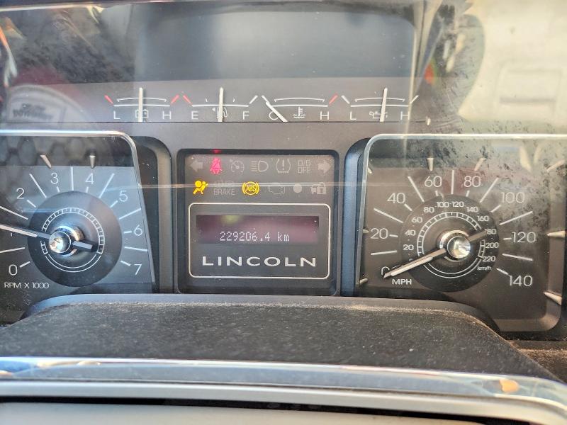 Photo 9 from auction – 2008 LINCOLN NAVIGATOR with VIN 5LMFU27588LJ21910