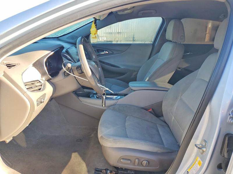 Photo 7 from auction – 2018 CHEVROLET MALIBU with VIN 1G1ZD5STXJF202741