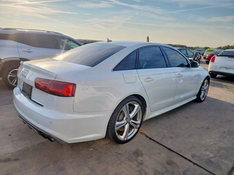 Zdjęcie 3 z aukcji – 2016 AUDI S6 z VIN WAUH2AFC7GN007106