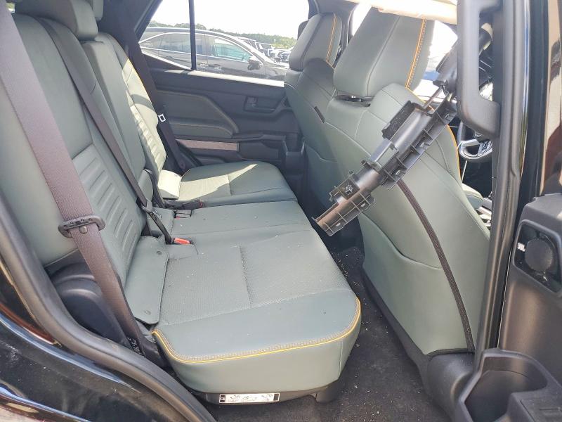 Photo 10 from auction – 2025 TOYOTA 4RUNNER with VIN JTEVB5BR5S5017015