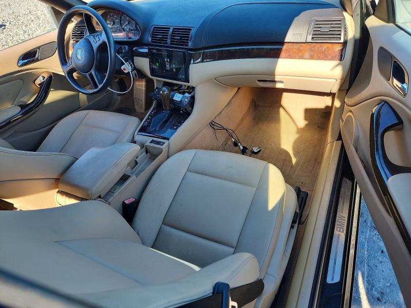 Photo 8 from auction – 2005 BMW 325 with VIN WBABW33475PL39647