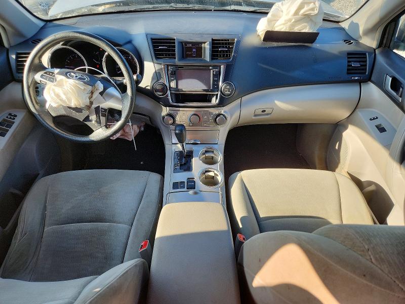Photo 8 from auction – 2013 TOYOTA HIGHLANDER with VIN 5TDZK3EH4DS126401