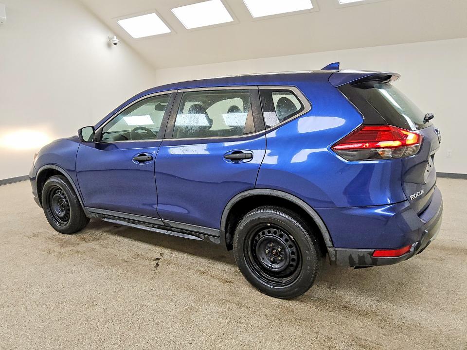 Photo 2 from auction – 2017 NISSAN ROGUE with VIN KNMAT2MV3HP517812