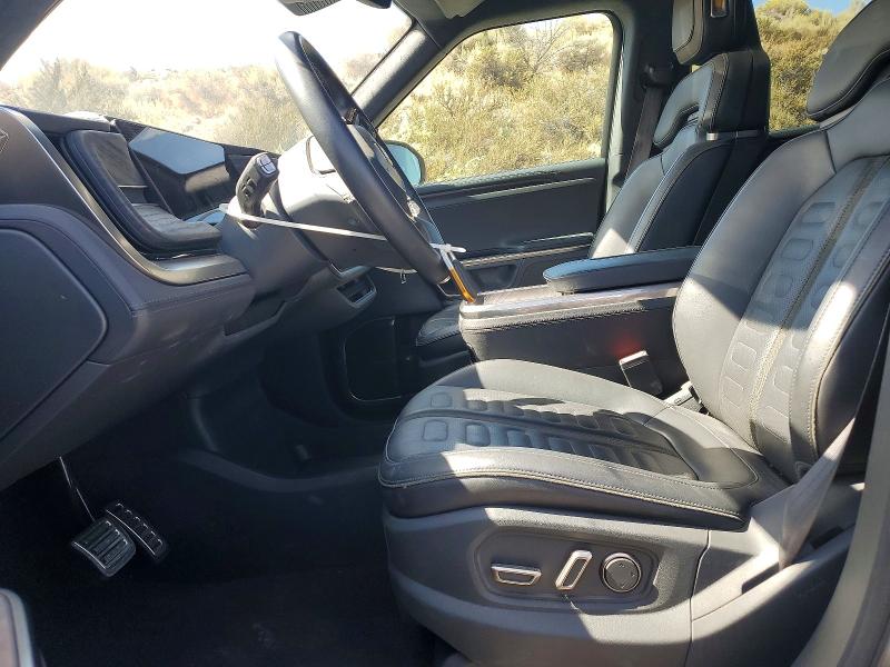 Photo 7 from auction – 2023 RIVIAN R1S with VIN 7PDSGABL7PN004344