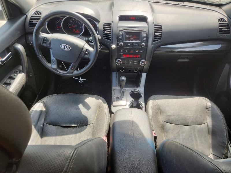 Photo 8 from auction – 2013 KIA SORENTO with VIN 5XYKUCA69DG395748