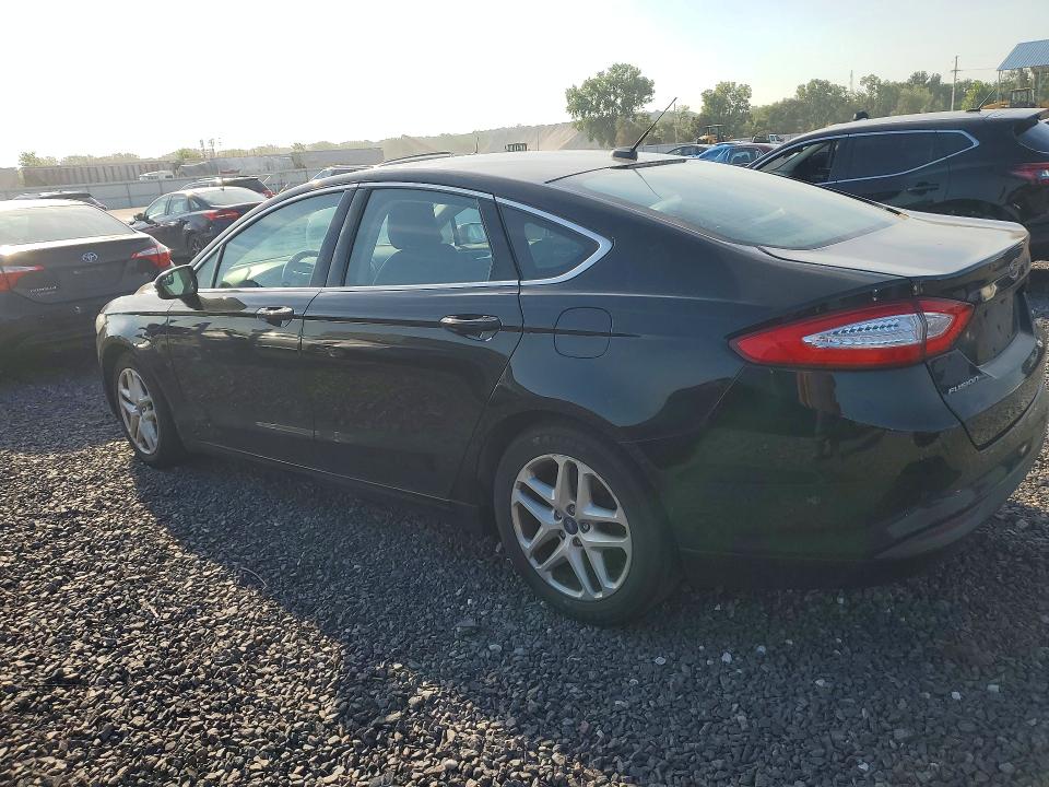 Photo 2 from auction – 2016 FORD FUSION with VIN 1FA6P0HD5G5124622