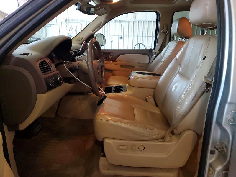 Photo 7 from auction – 2012 GMC YUKON XL with VIN 1GKS2KE73CR124191