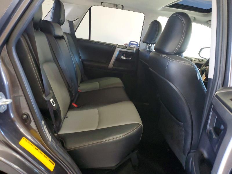 Photo 11 from auction – 2015 TOYOTA 4RUNNER with VIN JTEBU5JR1F5224652