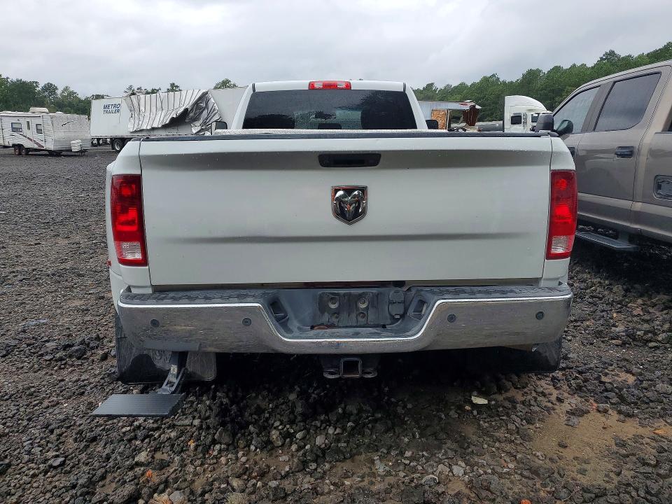 صورة رقم 6 من المزاد - 2016 RAM 3500 مع VIN 3C63RPGL9GG263208