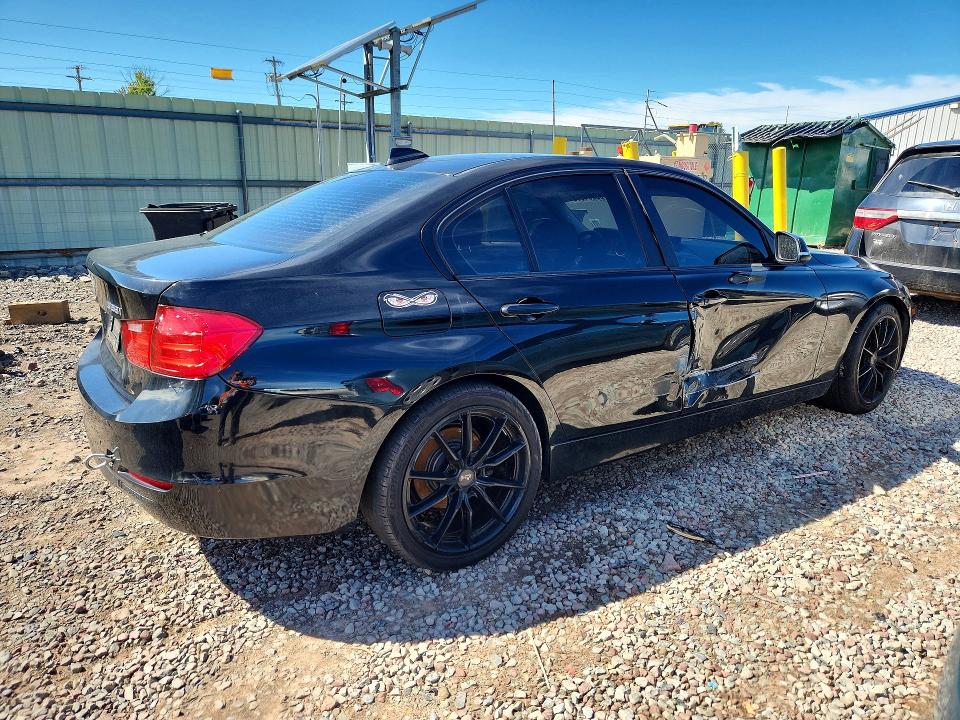 Фото 3 с аукциона – 2012 BMW 328 с VIN WBA3A5C53CF341194
