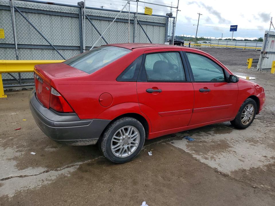 Photo 3 from auction – 2006 FORD FOCUS with VIN 1FAFP34N86W217885