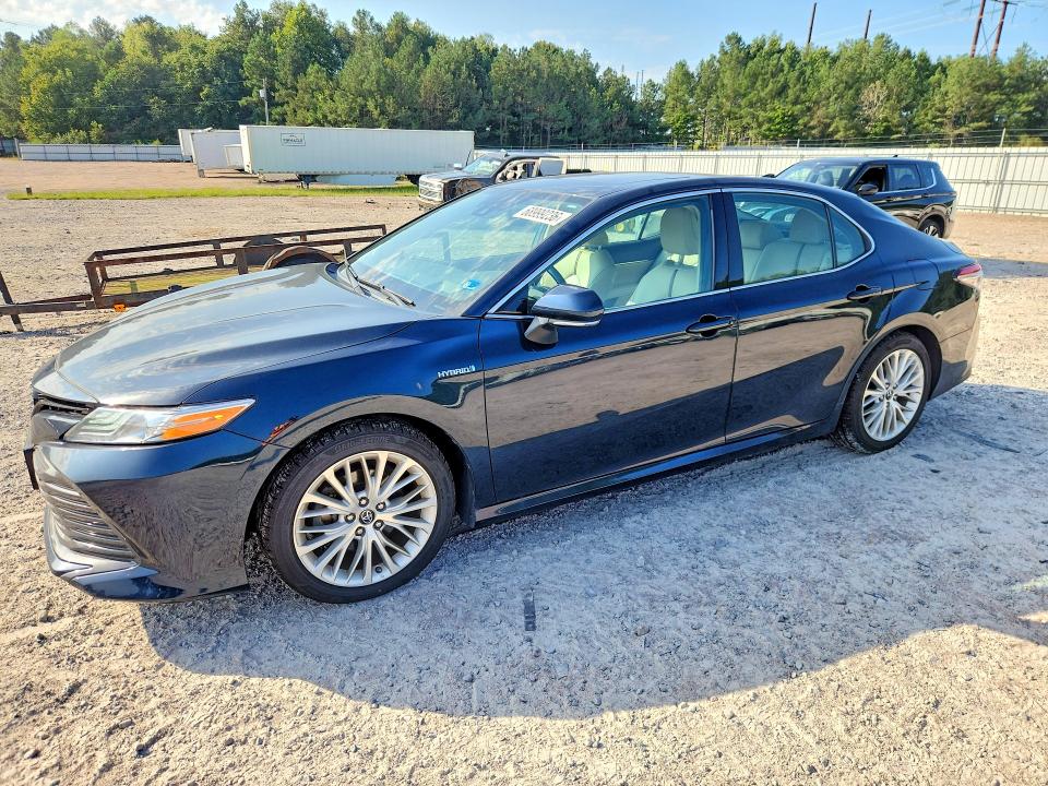 2019 TOYOTA CAMRY HYBRID - Търг №68999236