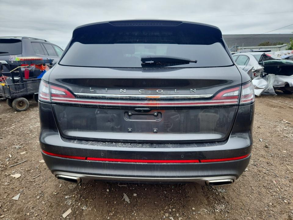 Photo 6 from auction – 2019 LINCOLN NAUTILUS with VIN 2LMPJ8K96KBL13707