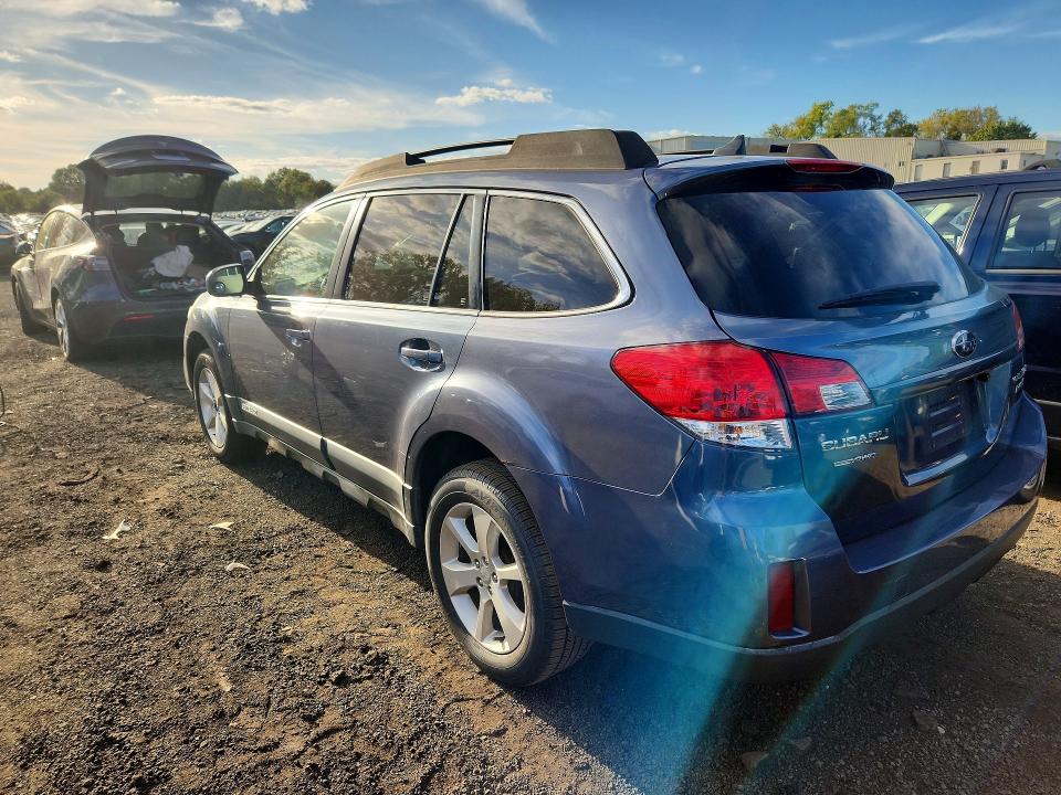 صورة رقم 2 من المزاد - 2014 SUBARU OUTBACK مع VIN 4S4BRBCC2E3233198