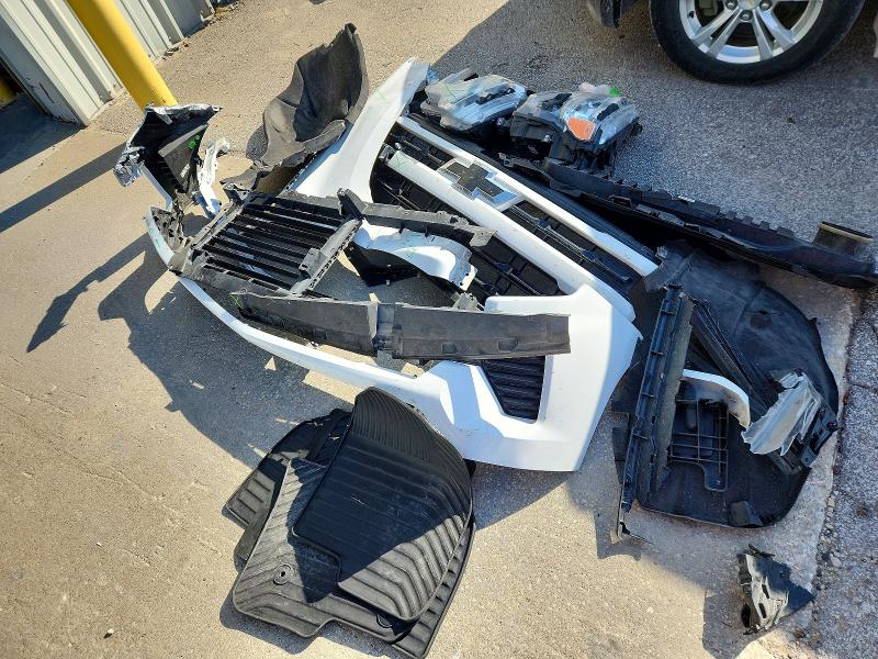 Photo 12 from auction – 2026 CHEVROLET SILVERADO with VIN 1GCUKEED8TZ216683