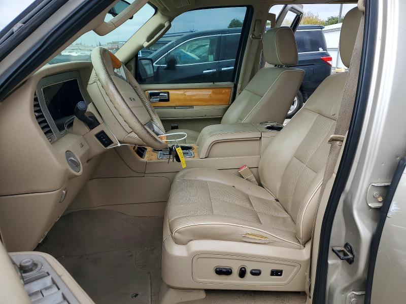 Photo 7 from auction – 2008 LINCOLN NAVIGATOR with VIN 5LMFU28578LJ12694
