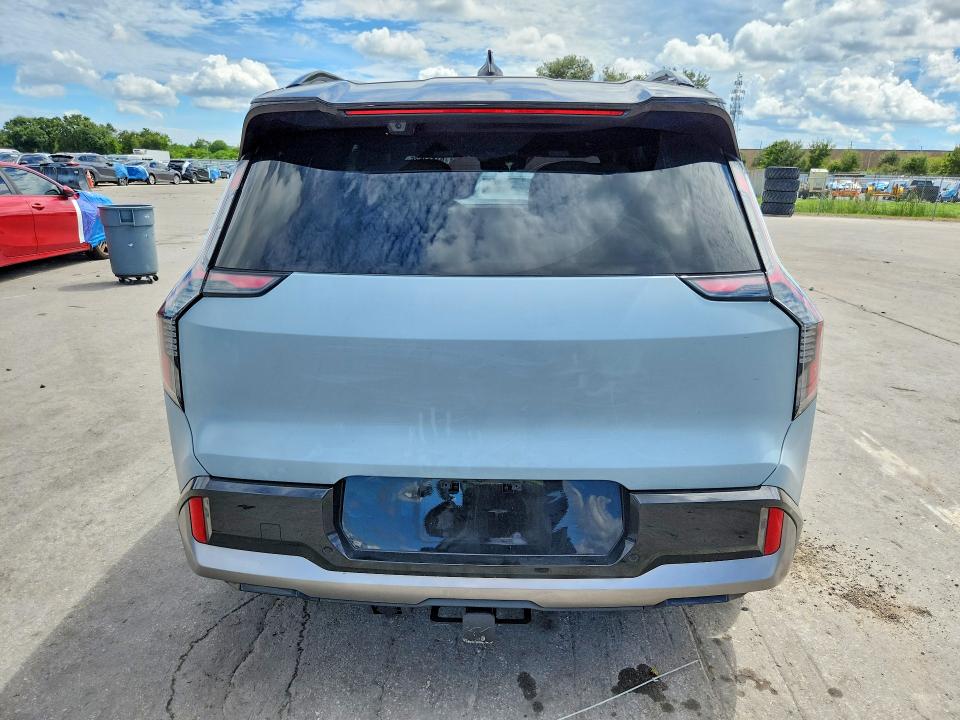 Photo 6 from auction – 2024 KIA EV9 with VIN KNDAEFS51R6035979