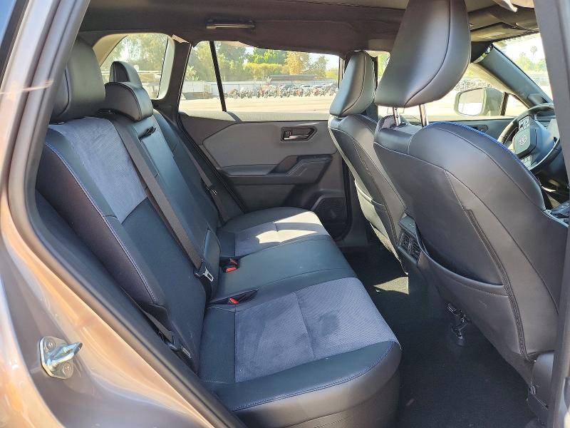 Photo 11 from auction – 2026 TOYOTA RAV4 with VIN JTM6CRAV5TD006843
