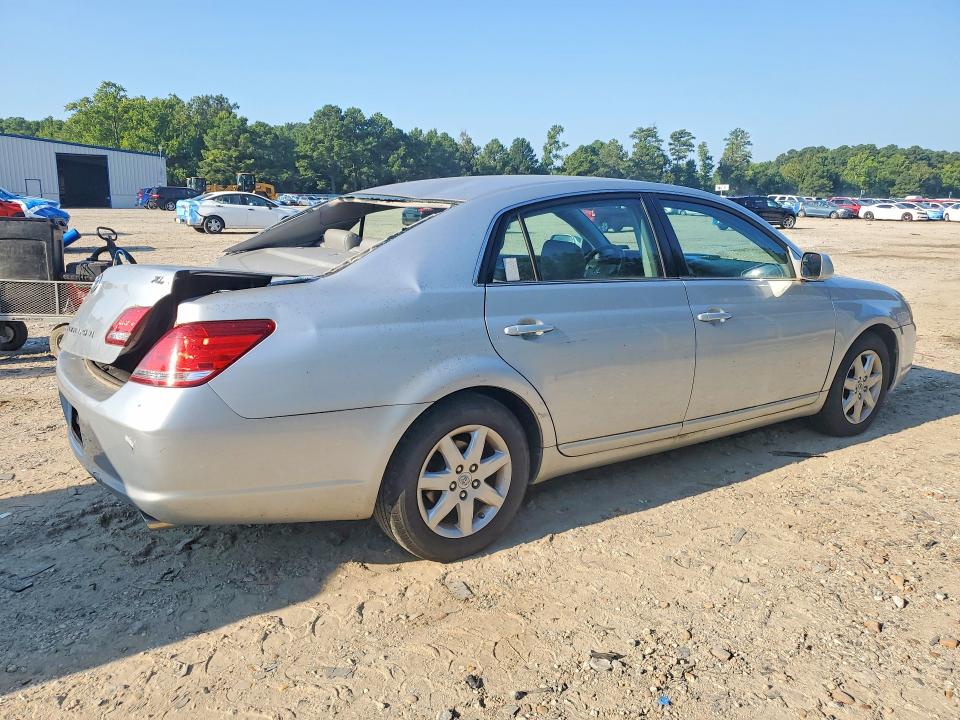 Photo 3 from auction – 2007 TOYOTA AVALON with VIN 4T1BK36B47U213173