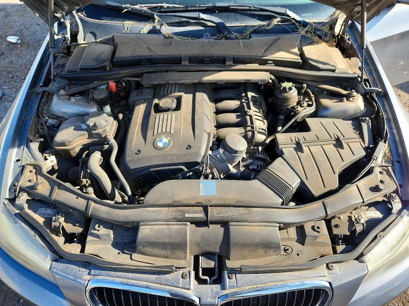 Photo 11 from auction – 2011 BMW 328 with VIN WBAPH5G54BNM72503