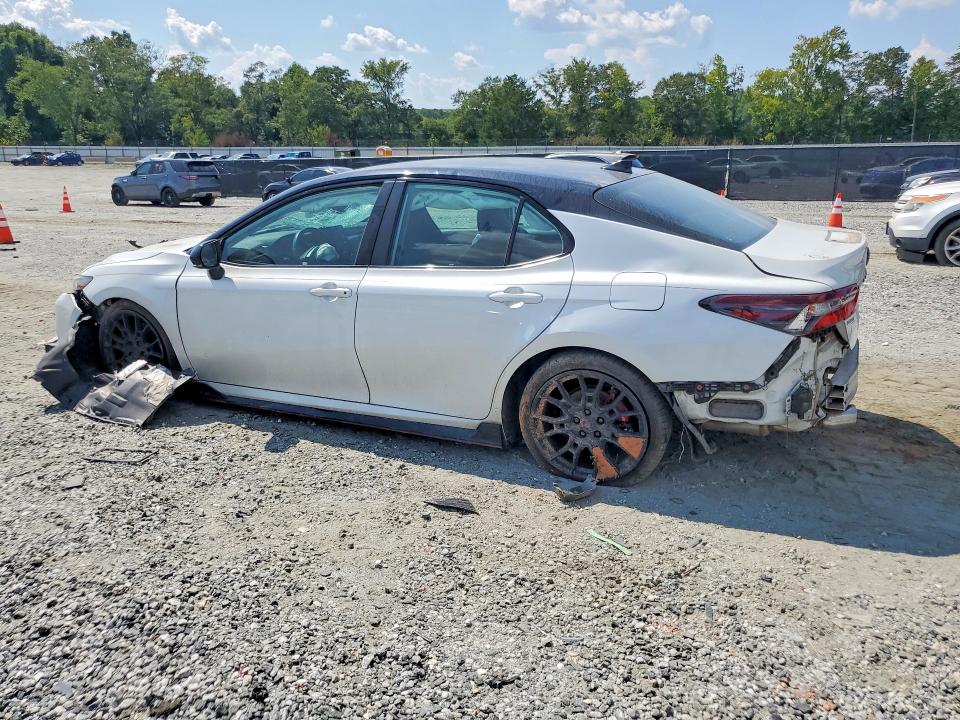 Снимка 2 от търг – 2022 TOYOTA CAMRY с VIN 4T1KZ1AK0NU064216