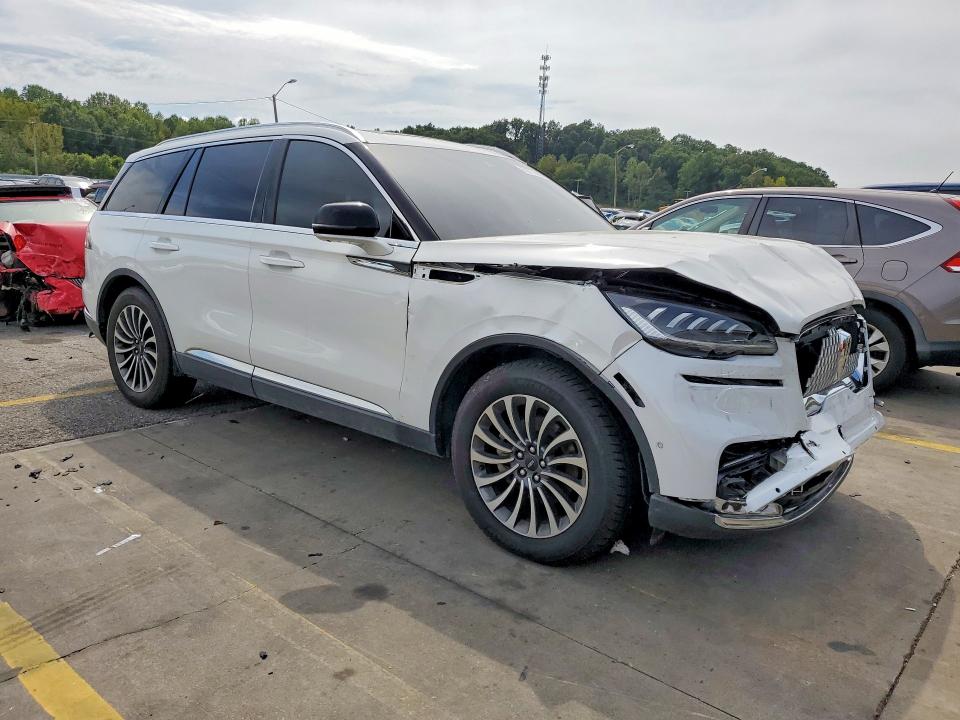 Zdjęcie 4 z aukcji – 2021 LINCOLN AVIATOR z VIN 5LM5J7XC2MGL07428