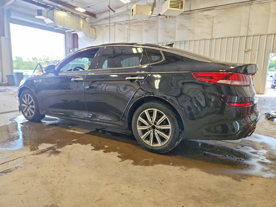 Zdjęcie 2 z aukcji – 2020 KIA OPTIMA z VIN 5XXGU4L14LG427022