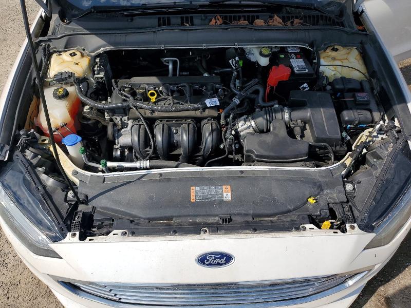 Photo 11 from auction – 2017 FORD FUSION with VIN 3FA6P0H72HR173012