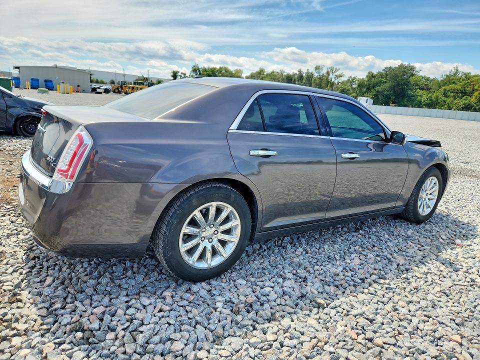 Zdjęcie 3 z aukcji – 2014 CHRYSLER 300C z VIN 2C3CCAEG2EH343402