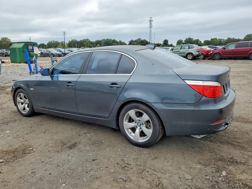 Снимка 2 от търг – 2008 BMW 528 с VIN WBANU53508C112402