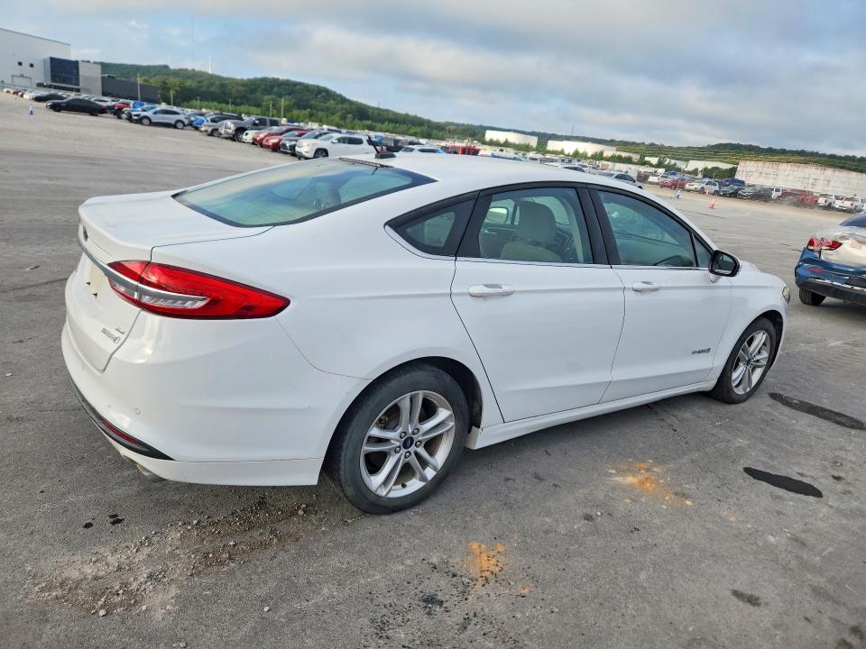صورة رقم 3 من المزاد - 2018 FORD FUSION مع VIN 3FA6P0LU3JR261165