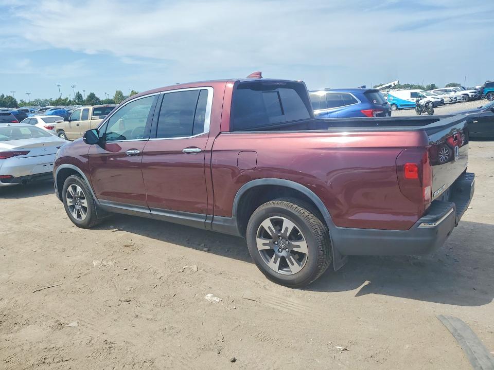 Фото 2 с аукциона – 2017 HONDA RIDGELINE с VIN 5FPYK3F72HB031385