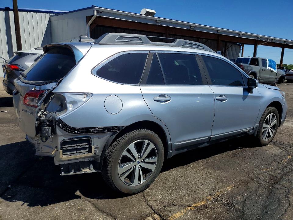 Photo 3 from auction – 2018 SUBARU OUTBACK with VIN 4S4BSANC5J3222850