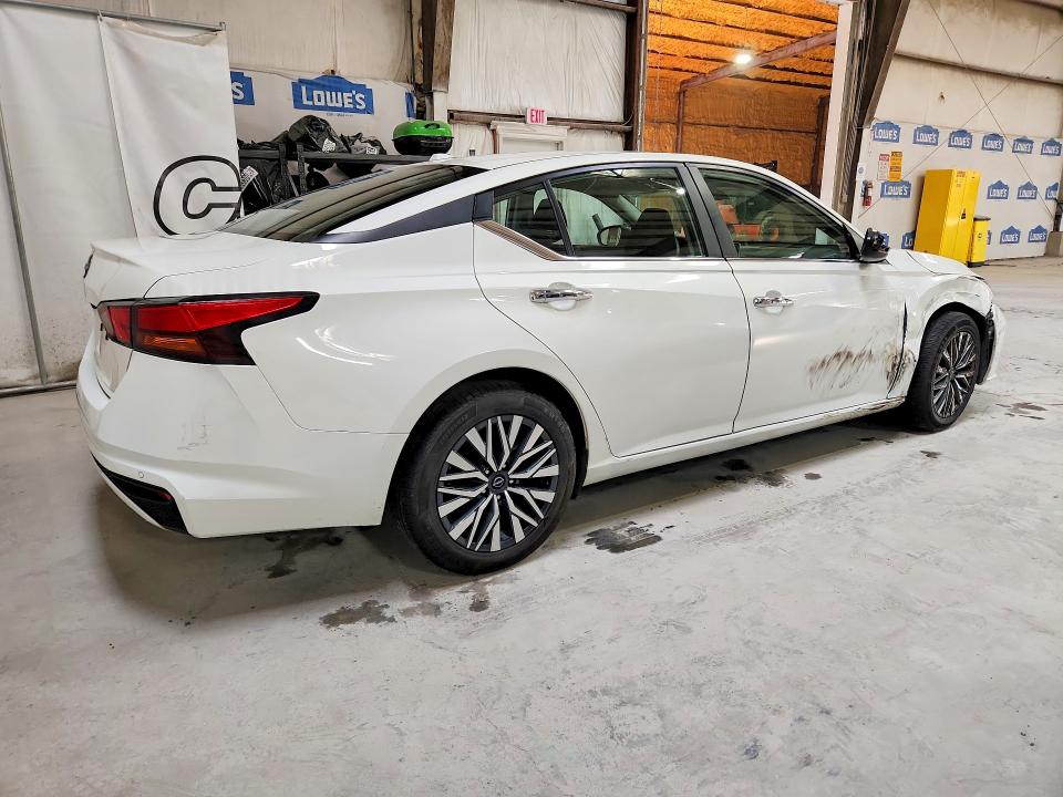 Photo 3 from auction – 2025 NISSAN ALTIMA with VIN 1N4BL4DV6SN312431
