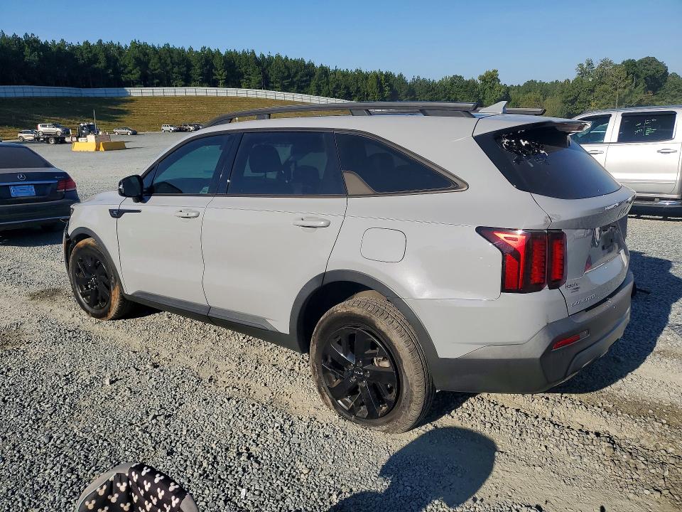 Foto 2 de la subasta – 2023 KIA SORENTO con VIN 5XYRLDLC0PG205818